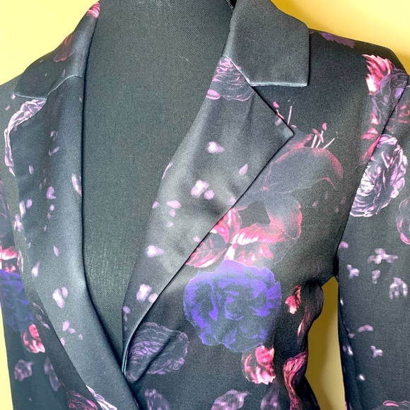 Trench Coat- Black/Floral Sz Sm - Picture 4 of 4